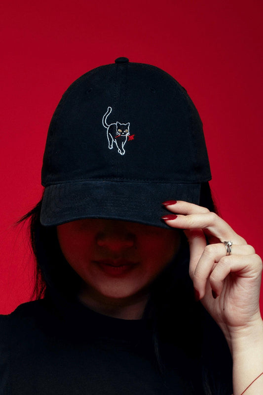 Spider Lily Cat Black Cap