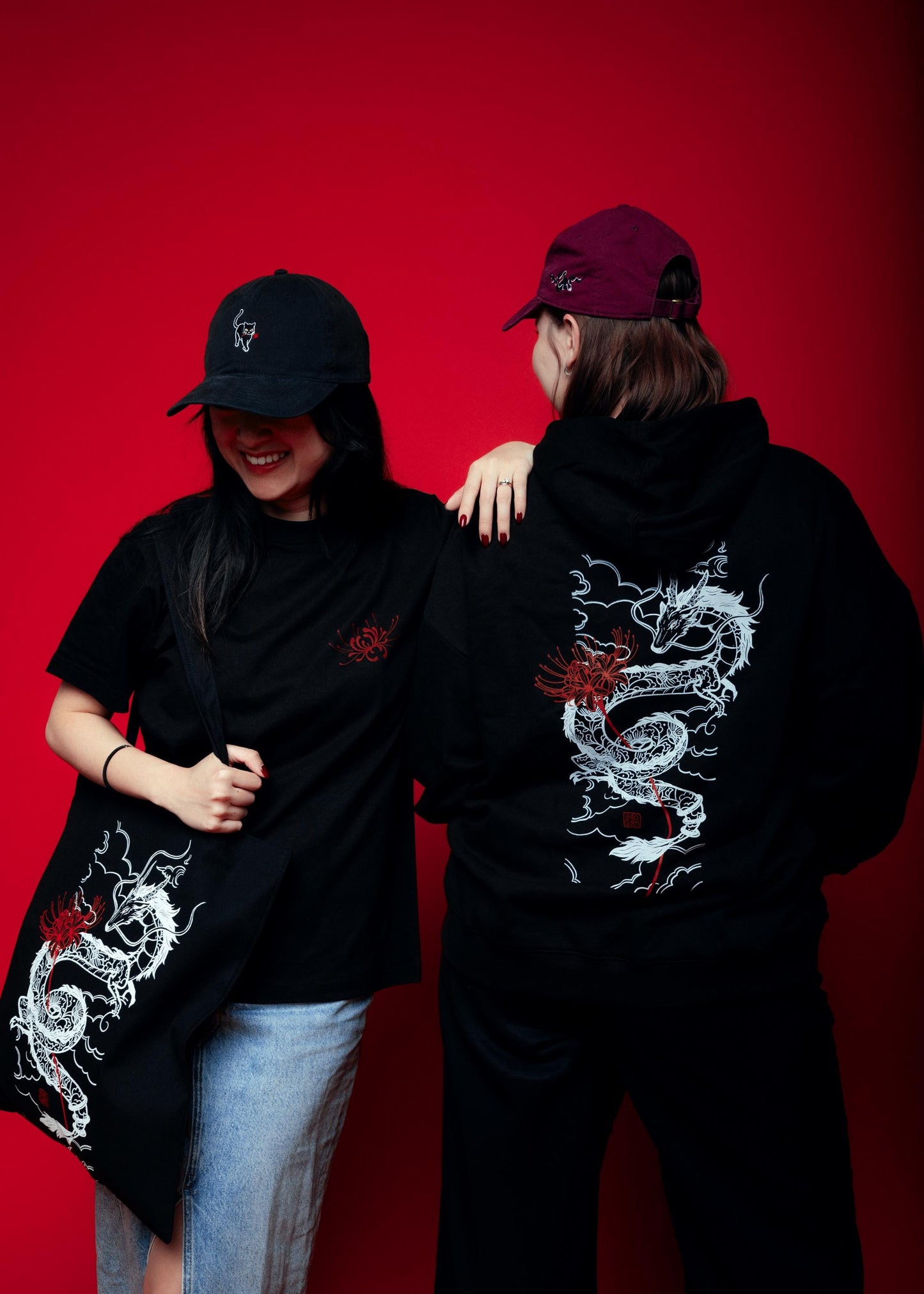 Spider Lily Cat Black Cap